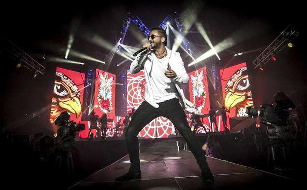 20.000 firmas contra el concierto de Maluma en solo una semana