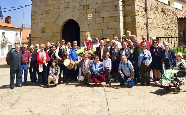 Los vecinos de Cereceda de la Sierra y Cepeda rinden honores a San Marcos