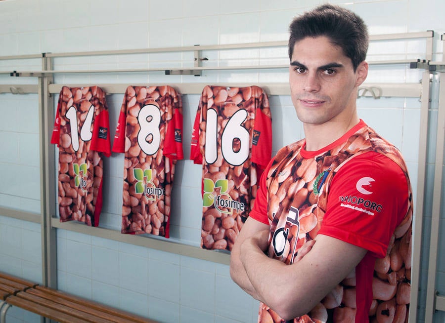 El CD La Granja incluye el judión en su camiseta