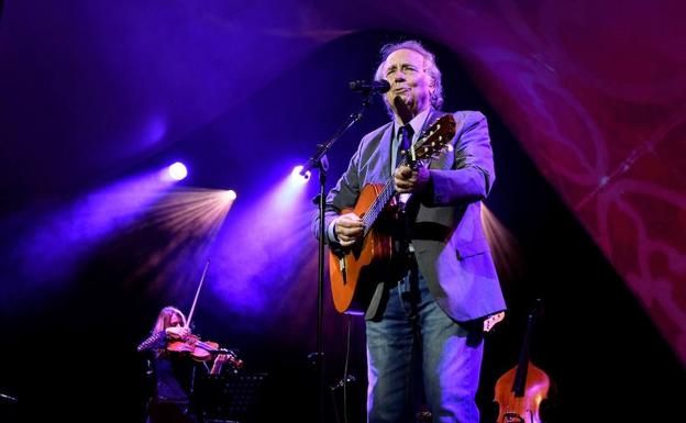 Joan Manuel Serrat inaugura el ciclo 'Nuestras Voces' en Salamanca