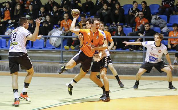 Un gran punto por no dejar de creer para el BM Salamanca