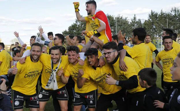 Unionistas golea al Becerril y ya es campeón de Tercera División