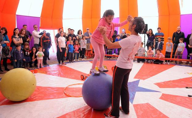 La Muestra de Artes Circenses Circolmedo programa nueve compañías y once espectáculos
