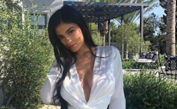 Kylie Jenner cierra un parque de atracciones