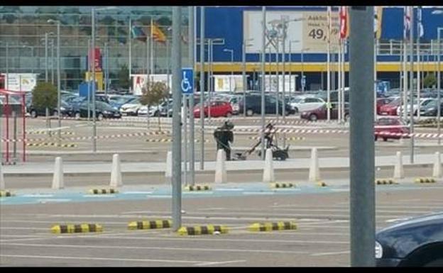 La «maleta sospechosa» del aparcamiento de RÍO Shopping estaba vacía