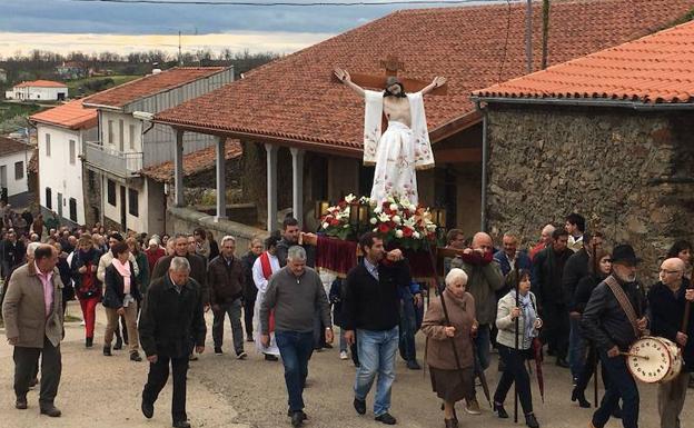 La Santa Cruz brilla en la provincia