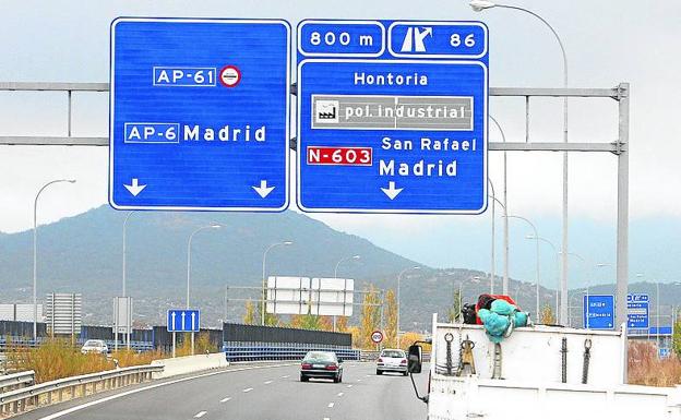 El PSOE pide amparo al Senado para aclarar las concesiones de las autopistas AP-51 y AP-61