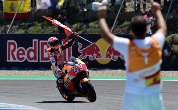 Carrera redonda para Márquez tras el incidente entre Pedrosa y las Ducati