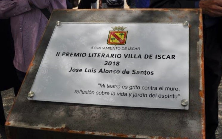 Entrega del II Premio Literario Villa de Íscar a Jose Luis Alonso de Santos