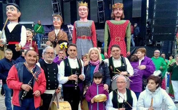 Villamuriel se viste de fiesta