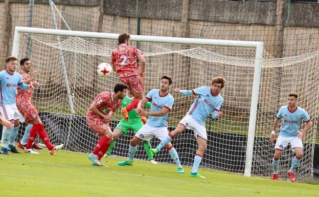 El Guijuelo se despide perdiendo en la fiesta del Celta B