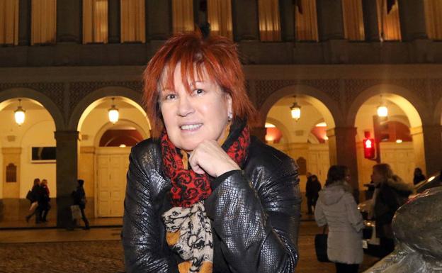 La periodista Rosa Villacastín dona más de 200 libros a un museo de Ávila