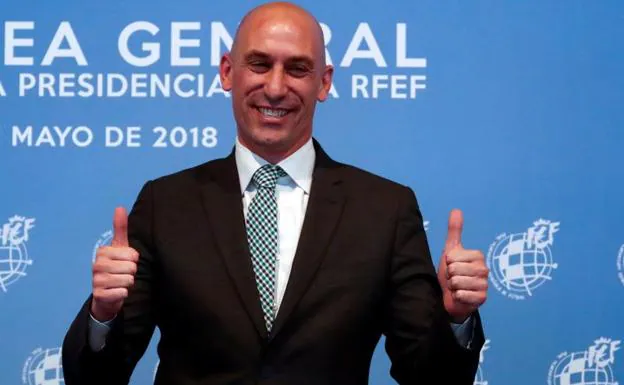 Rubiales, nuevo presidente de la Federación Española de Fútbol