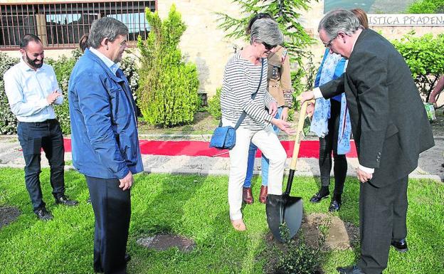 Prádena estrena El Acebal, su nuevo centro de recepción de visitantes