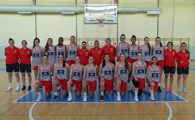 Las selecciones femeninas U17 y U18 de baloncesto comienzan a preparar en Íscar el mundial y el europeo