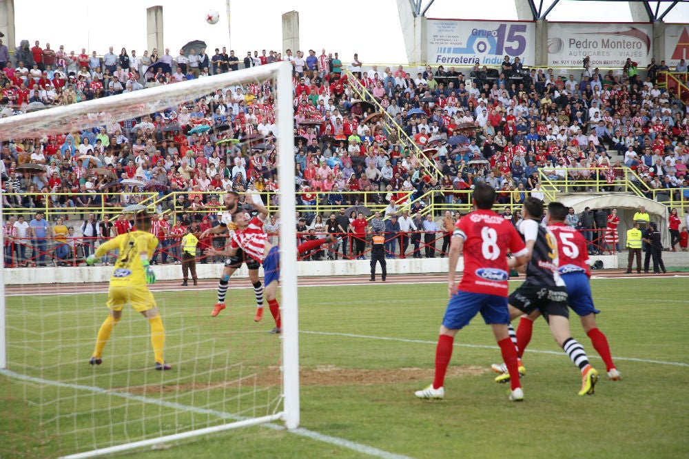 Las imagénes del partido Don Benito 1 - 0 Unionistas (2/2)