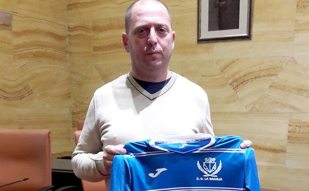 «El principal objetivo será el de mantenerse en Tercera»
