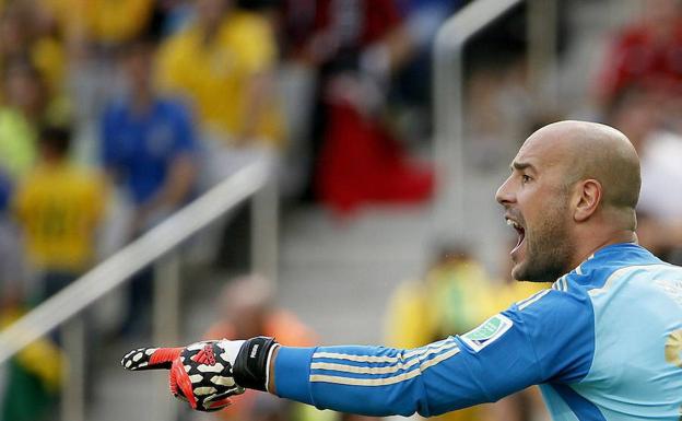 Pepe Reina: mazazo el día de su convocatoria