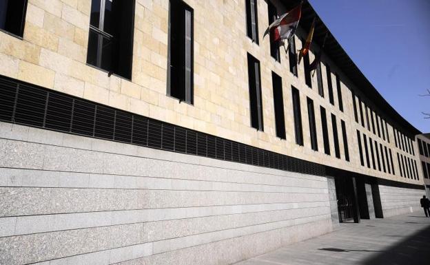 El instructor de las filtraciones en las oposiciones a bombero amplía a dieciséis los investigados