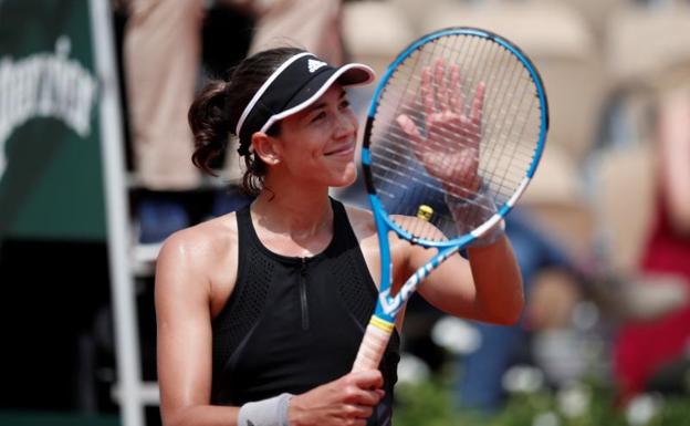 Muguruza recupera el pulso a las francesas