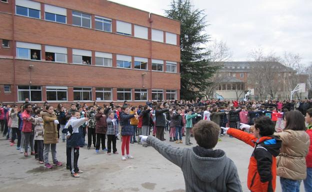 El Ayuntamiento de Valladolid quiere construir una escuela infantil en el patio del colegio León Felipe