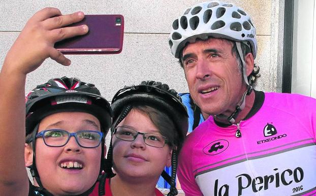 Pedro Delgado: «Cuando corría en Segovia los rivales me marcaban más»