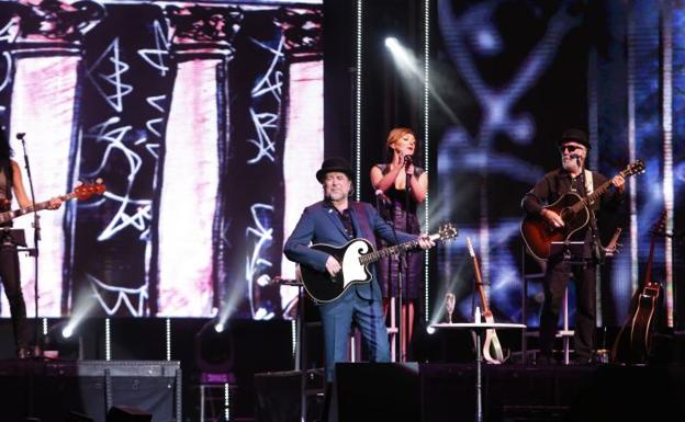 Joaquín Sabina enamora a Salamanca negándolo todo