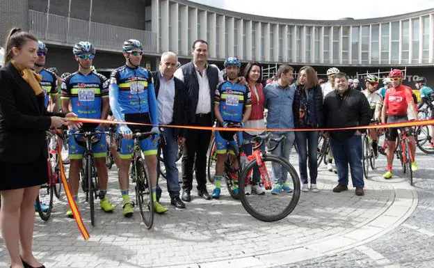 Antonio Moleón gana la primera etapa de la III Vuelta Master de Salamanca