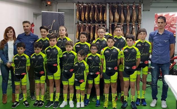 La Escuela de Ciclismo Bejarana se presenta oficialmente