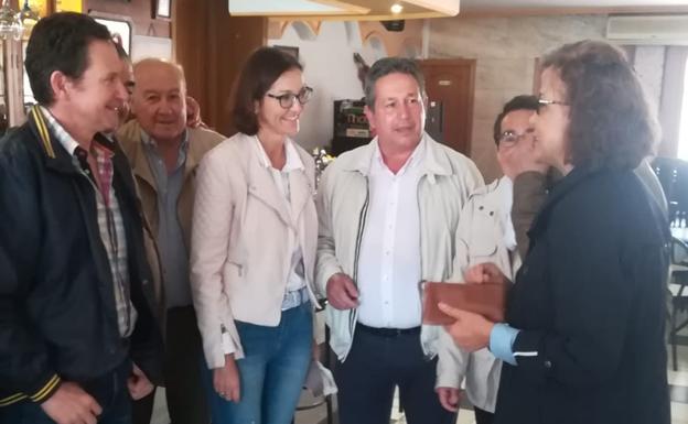 Reyes Maroto vuelve a Ataquines ya como ministra