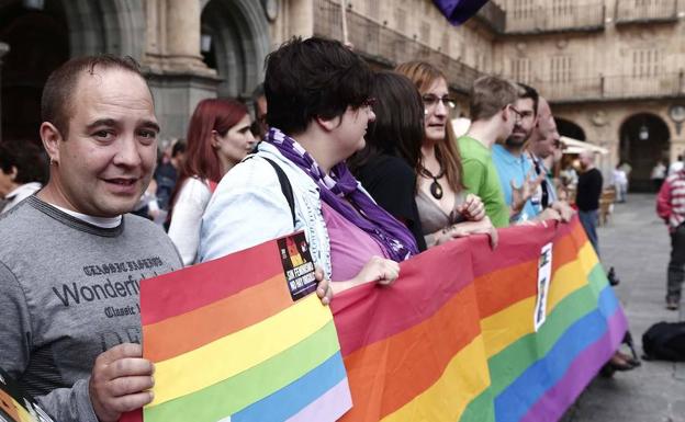 La capital conmemora los días del orgullo LGTB + entre la reivindicación y la fiesta