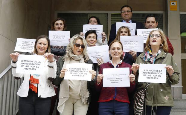 Los letrados de Justicia de Palencia volverán a concentrarse el día 19