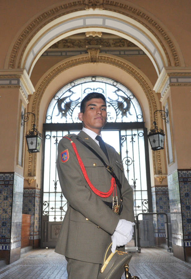 Graduación en la Academia de Caballería