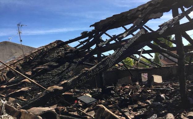 Un hombre herido en el incendio de una vivienda en Íscar