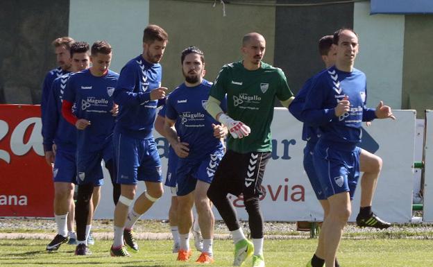 Facundo y Diego Gómez también siguen en la Segoviana
