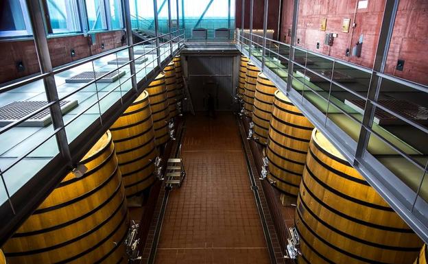 Un proyecto de investigación pretende potenciar el uso de tinas de madera en la vinificación