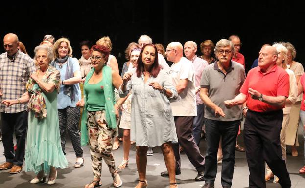 Cuando subirse al escenario cumplidos los 65 no es un problema