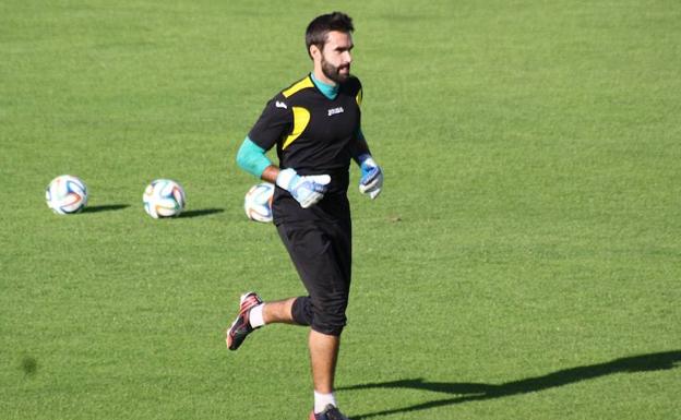 El CD Guijuelo anuncia el regreso del guardameta Felipe Ramos a su portería