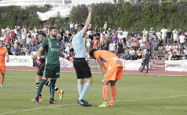 Sangría de sanciones tras los partidos Unionistas-Socuéllamos y Compostela-Salmantino