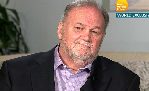 Thomas Markle, muy enfadado con la Reina Isabel II