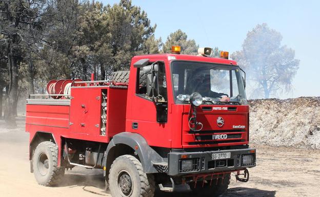 Villacastín sufre el primer incendio forestal del operativo de verano