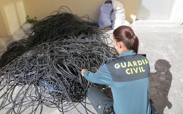 Detenidos por robar cable de cobre en Segovia y tratar de venderlo en Salamanca