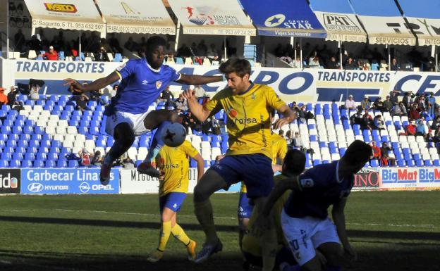 El defensa Admonio, segundo refuerzo de Unionistas de Salamanca CF