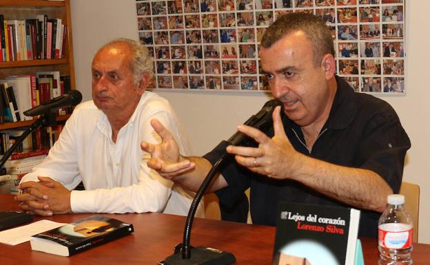 Lorenzo Silva: «Hay mucho interés en poner a la luz las cosas de la manera más desfavorable posible»