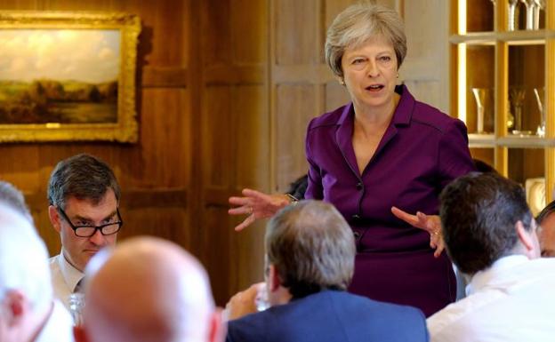 May y sus ministros acuerdan la forma del 'Brexit'