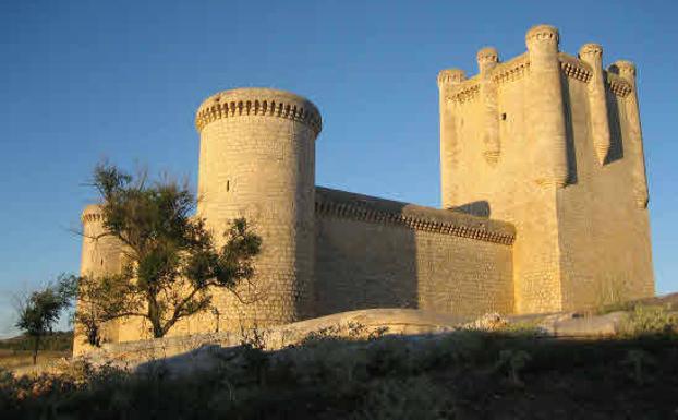 Los castillos de Torrelobatón y Portillo estrenan con éxito las veladas musicales