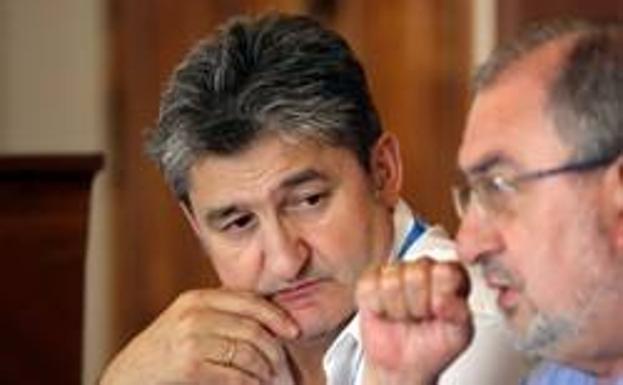 Jesús Quijano y Óscar Campillo defienden el autonomismo útil de Castilla y León como alternativa al «identitario»