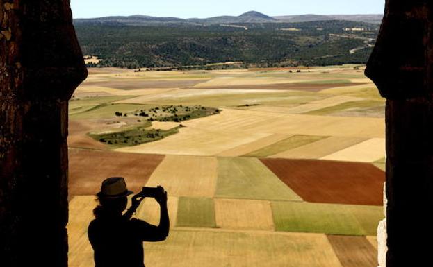 Las consultas turísticas en la provincia se han incrementado en junio un 5,86 por ciento