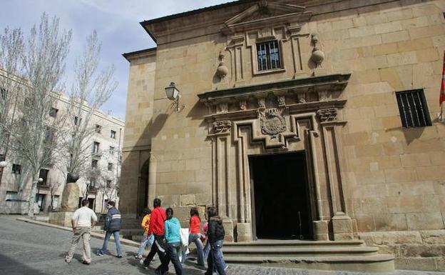 Las consultas en las oficinas de turismo suben casi un 10% en el primer semestre
