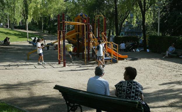 Denunciado por poner música en un parque de Valladolid pasada la media noche
